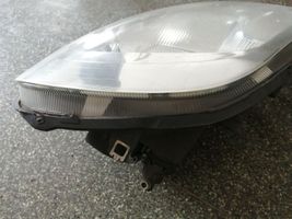 Opel Vivaro Lampa przednia 8200701354