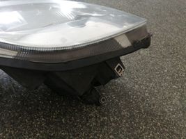 Opel Vivaro Headlight/headlamp 8200701356
