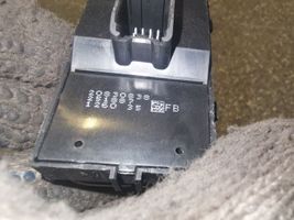 Chevrolet Cruze Interruptor del elevalunas eléctrico 20830838