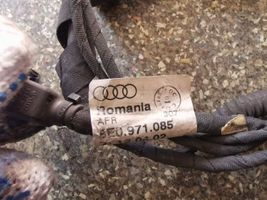 Audi A4 S4 B6 8E 8H Pysäköintitutkan anturin johtosarja (PDC) 8E0971085