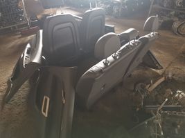 Opel Antara Set interni 