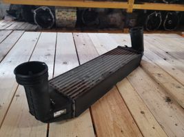 BMW X3 E83 Chłodnica powietrza doładowującego / Intercooler 