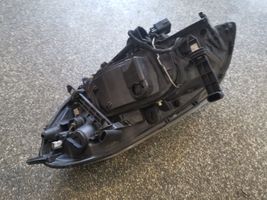 Volvo XC60 Lampa przednia 30763146