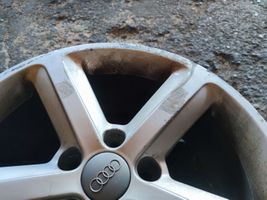 Audi A6 S6 C6 4F Cerchione in lega R17 8E0601025AQ