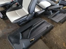 Mercedes-Benz CLC CL203 Set interni 