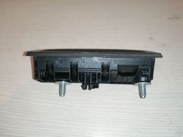 Volkswagen PASSAT B7 Interrupteur d'ouverture de coffre 5N0827566T