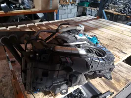 Audi Q7 4L Salono oro mazgo komplektas 4L0820004D