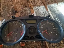 Renault Megane II Compteur de vitesse tableau de bord 