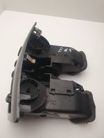 BMW 7 E65 E66 Aizmugurējā gaisa - ventilācijas reste 7002395