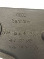 Audi A6 S6 C6 4F Puskurin kannattimen kulmakannake 4F9807453