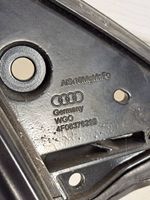 Audi A6 S6 C6 4F Etuoven ikkunalasin kehys, coupe 4F0837629B