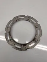 Mercedes-Benz E W212 Anello/dado di bloccaggio della vite della pompa del carburante nel serbatoio A0014711430