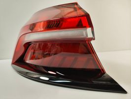 Audi E-tron GT Feux arrière / postérieurs 4J3945091