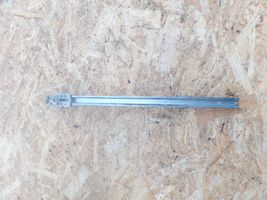 Opel Astra G Rail de pare-brise de porte avant 