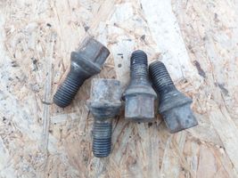 Opel Corsa D Nuts/bolts 