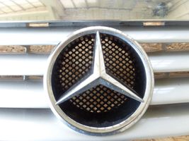 Mercedes-Benz A W168 Grille de calandre avant 