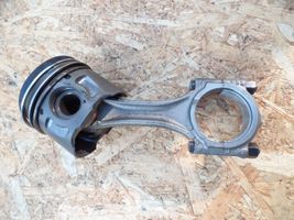 Ford Focus Piston with connecting rod 