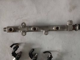 Seat Ibiza V (KJ) Kraftstoffverteiler Einspritzleiste Verteilerrohr 04C133320G