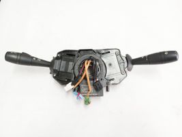 Smart ForTwo II Pyyhkimen/suuntavilkun vipukytkin 255670901R