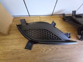 KIA Venga Grille inférieure de pare-chocs avant 865171P500