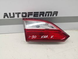 Hyundai i30 Takaluukun takavalot 92403A62