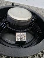 Audi Q2 - Takaoven kaiutin 8V4035411B