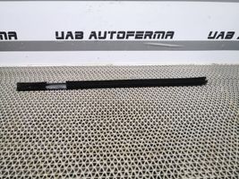 Audi Q2 - Guarnizione in gomma finestrino/vetro portiera posteriore 81A839479