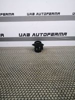 Audi Q2 - Ilmamassan virtausanturi 04L906461B