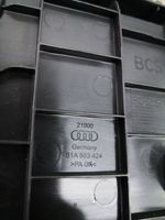 Audi Q2 - Tavarahyllyn kannen kannatin 81A863424