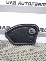 Audi Q2 - Muu etuoven verhoiluelementti 8V4837916B