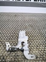 Renault Kadjar EGR-venttiilin/lauhduttimen kiinnike 223673726R