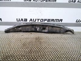 Hyundai i30 Supporto/guarnizione in poliuretano espanso del parafango 84117A6000