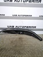 Hyundai i30 Supporto/guarnizione in poliuretano espanso del parafango 84116A6000