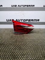 Hyundai i40 Lampy tylnej klapy bagażnika 924033Z500