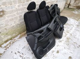 Nissan Qashqai Seat set 