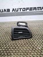 Renault Megane IV Garniture, panneau de grille d'aération latérale 687616296R