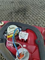 KIA Ceed Lampy tylnej klapy bagażnika 92404A2200