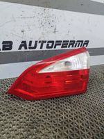 Ford Focus Takaluukun takavalot BM5113A602B