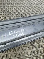 Lexus NX Listwa / Uszczelka szyby drzwi tylnych 75075