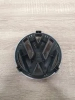 Volkswagen PASSAT B5 Mostrina con logo/emblema della casa automobilistica 3B0853601C