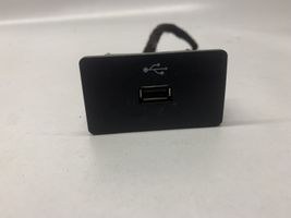 Ford Mustang VI USB savienotājs EM2T14G332