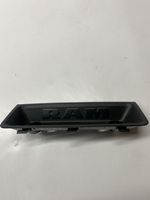 Dodge RAM Boîte à gants garniture de tableau de bord 1WQ38TRMAA