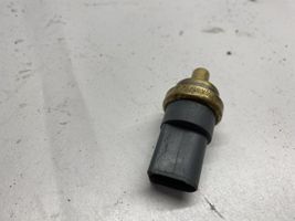 Volkswagen Touareg II Sonde de température de liquide de refroidissement 06A919501A