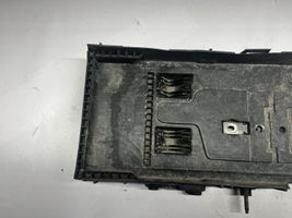 Ford Fusion II Vassoio scatola della batteria DG9310723A