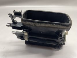 BMW 1 F20 F21 Lango oro grotelės 123