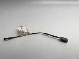 Mercedes-Benz E W213 GPS-pystyantenni A2139050480