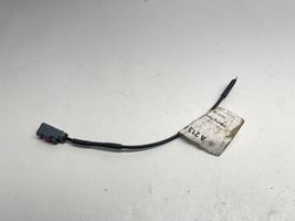 Mercedes-Benz E W213 GPS-pystyantenni A2139050480