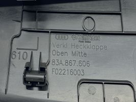 Audi Q3 F3 Keskikonsolin takasivuverhoilu 83A867606