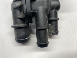 Ford Fusion II Alloggiamento termostato DS7G9K478DA