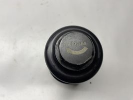 Volkswagen Jetta VII Coperchio del filtro dell’olio 005887ECS01B